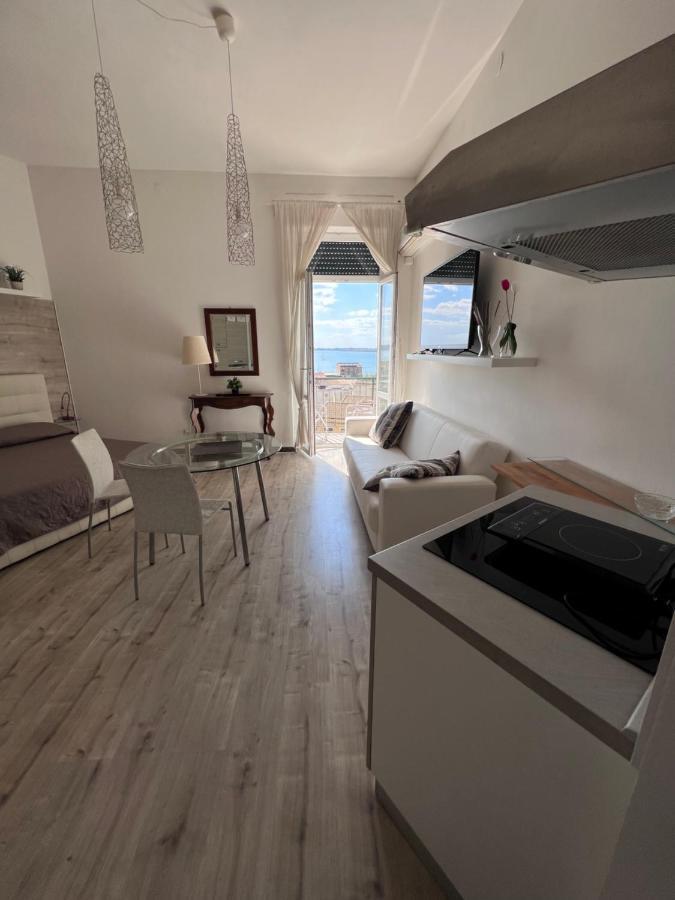 Marconi Sea View Apartments Syrakuzy Zewnętrze zdjęcie